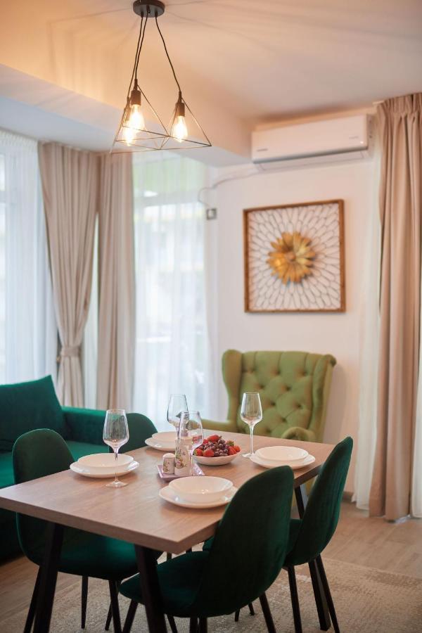 Sea la Vie 2BR Apt Spa n Pool ALEZZI Beach resort Năvodari Zewnętrze zdjęcie